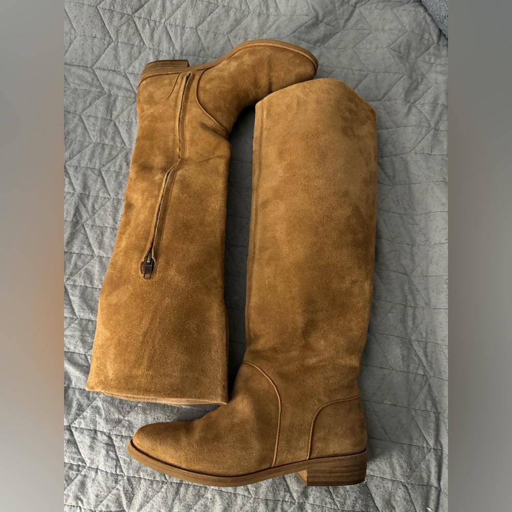 UGG Daley Tall Equestrian Riding Boots size 7